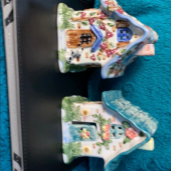 Porcelain house - Picture 3 of 5